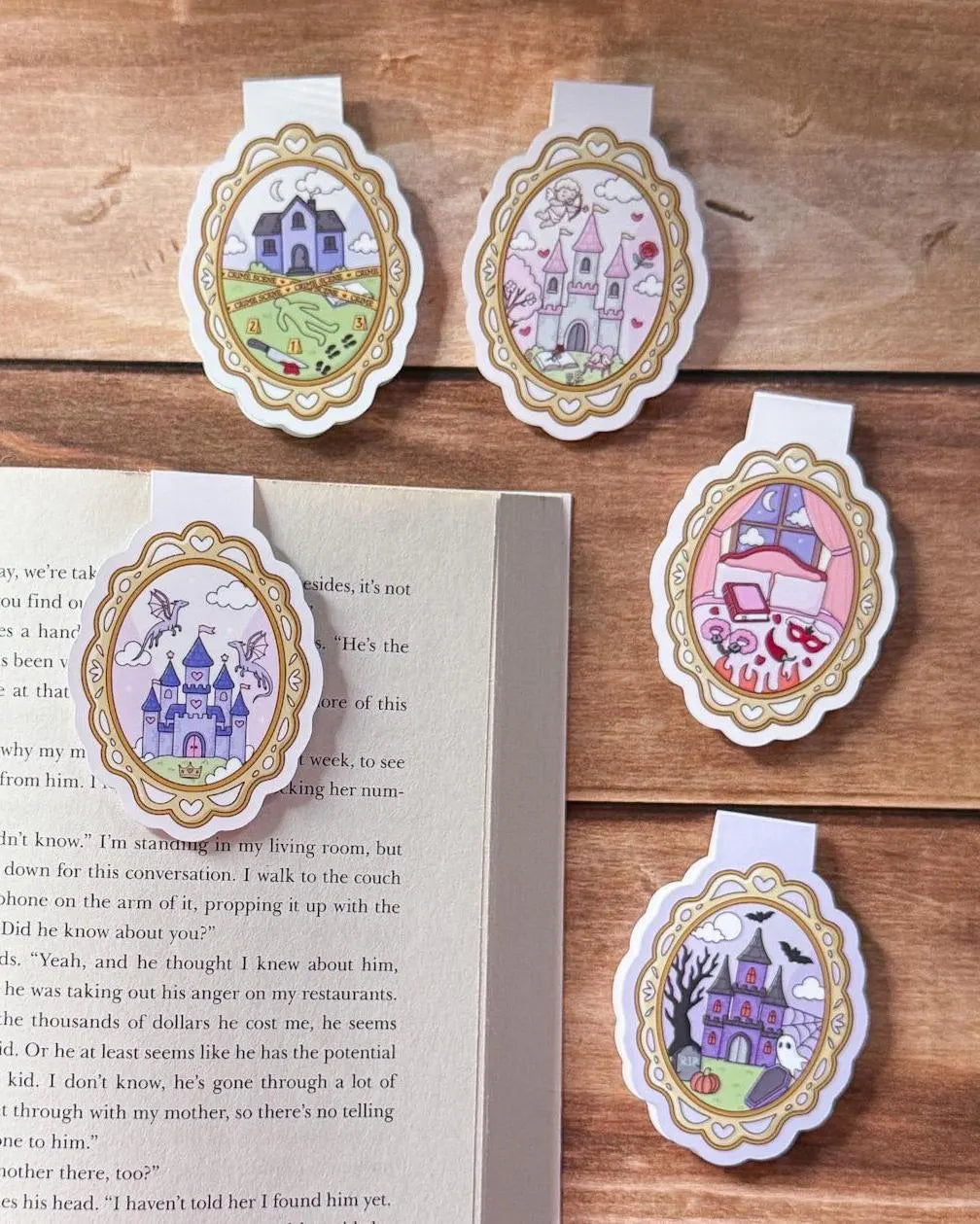 Bookish Frame Magnetic Bookmark