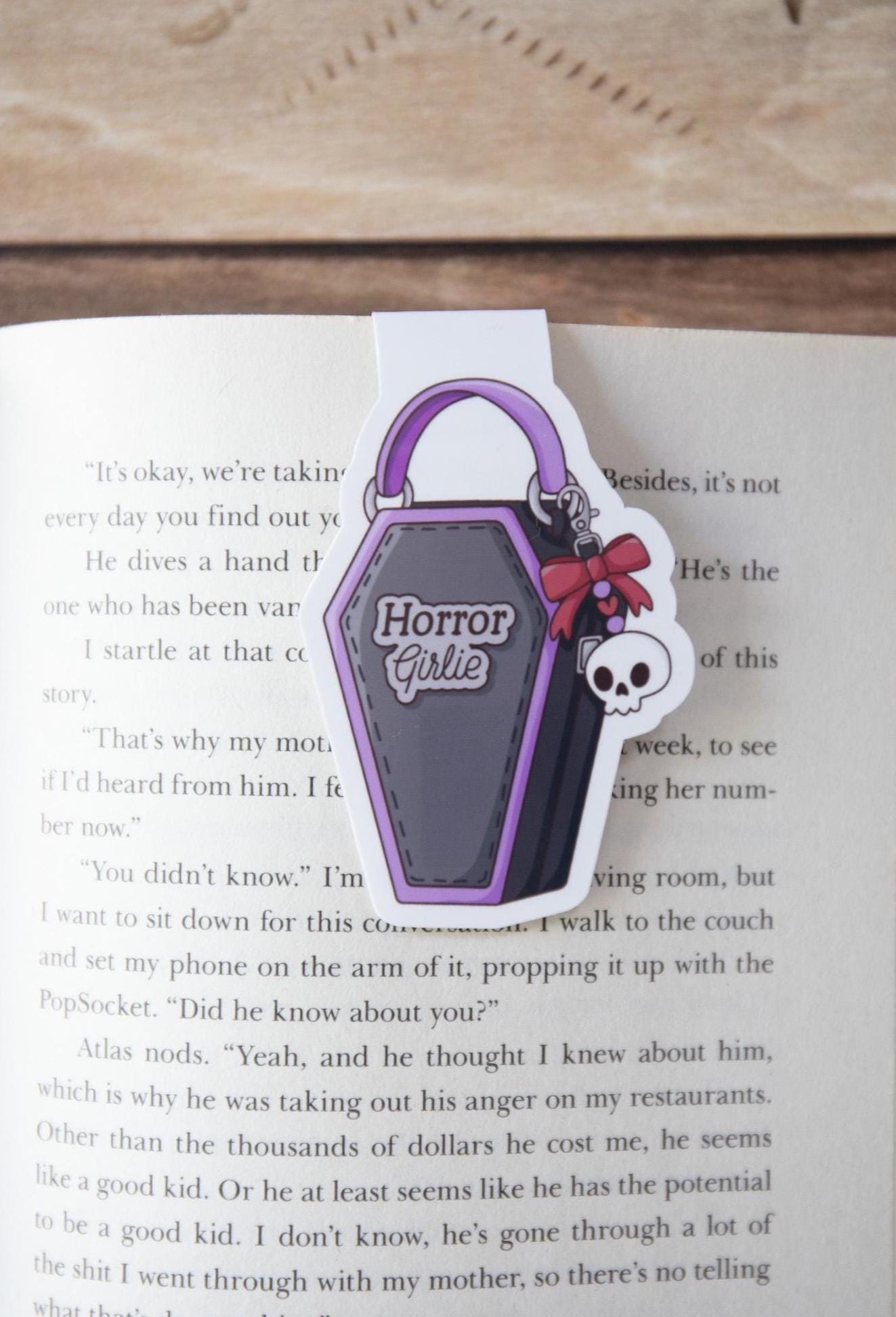 Bookish Girlie Bag Magnetic Bookmark
